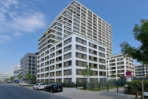 e-p-r_real_estate_partners_cascada_solid-home-europaviertel-frankfurt-eigentumswohnungen-mit-skylineblick